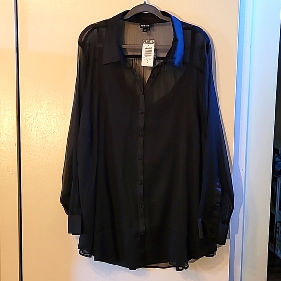 NWT Torrid Chiffon & Satin Long Sleeve Button up Deep Black - 4 - Picture 2 of 7